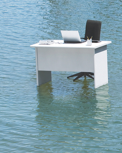 Desk-in-the-water