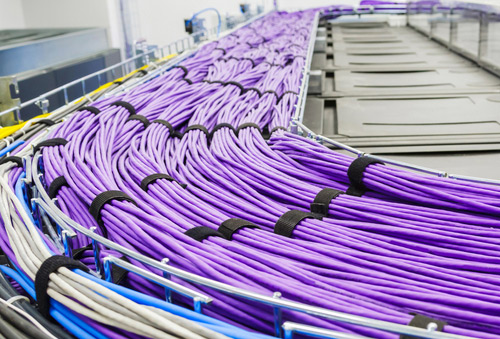 Onsite-cabling-in-Data-Center