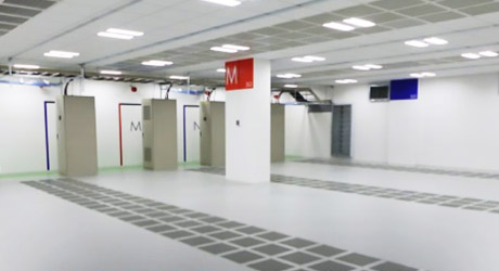 Server-Room-at-Tokyo-Tama-data-center